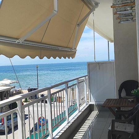 Umbrella Apartment Peraia  ภายนอก รูปภาพ