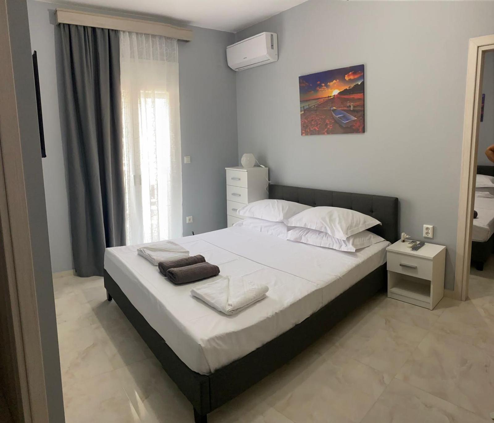 Umbrella Apartment Peraia  ภายนอก รูปภาพ