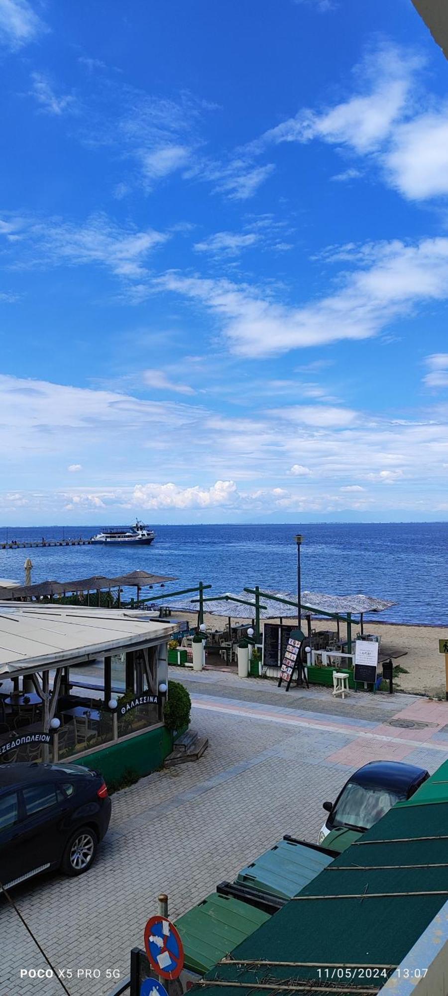 Umbrella Apartment Peraia  ภายนอก รูปภาพ